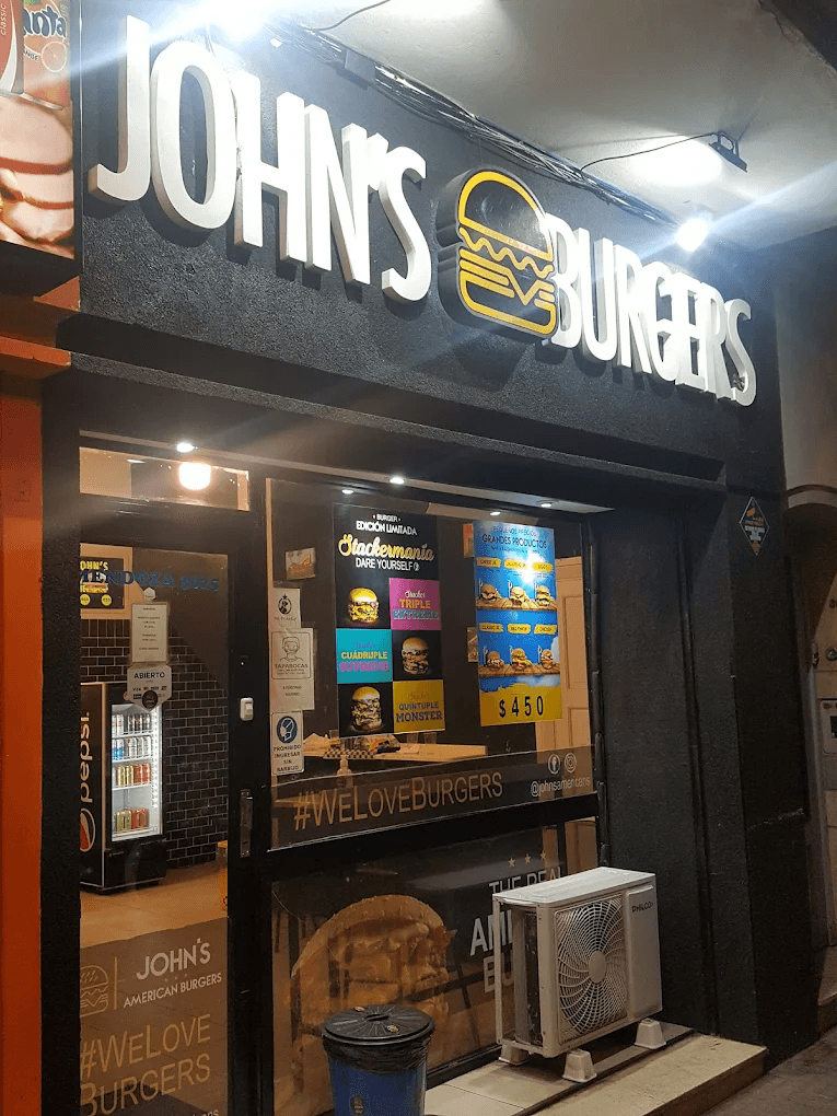 Local John's Burgers — Echesortu