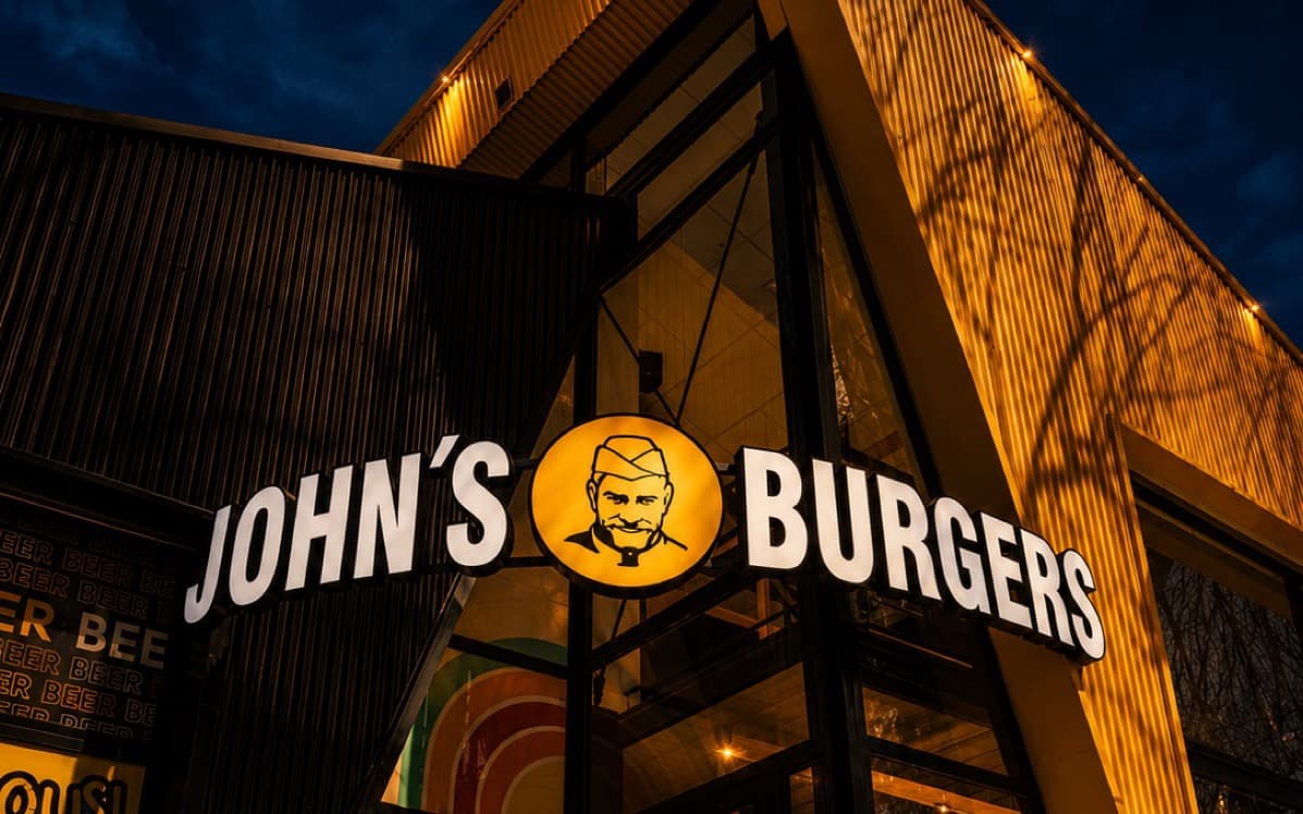Local John's Burgers — Funes